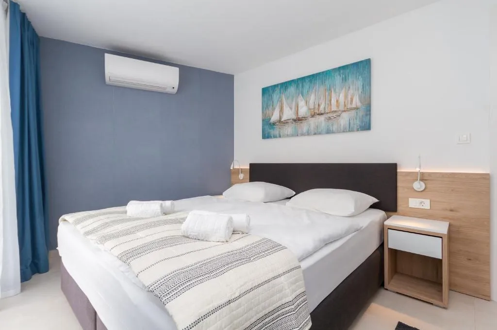 One-Bedroom Apartment in Umag for Up to 4 Guests