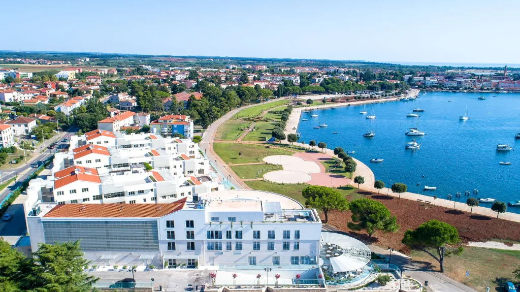 Umag Apartment with Balcony and Air Conditioning