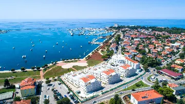 Umag Apartment with Balcony and Air Conditioning