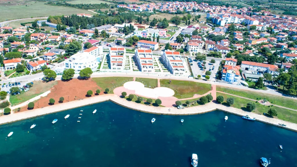 Umag Apartment with Balcony and Air Conditioning