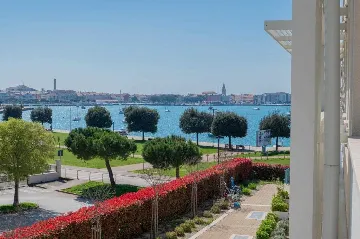One-Bedroom Apartment with Balcony in Umag