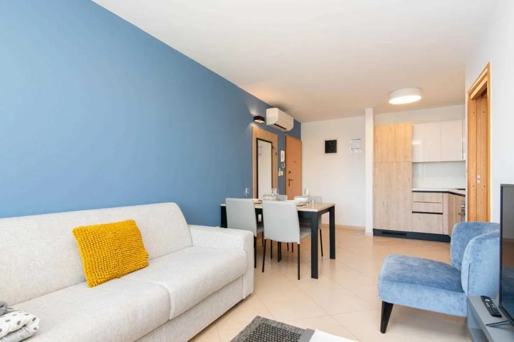 One-Bedroom Apartment with Balcony in Umag