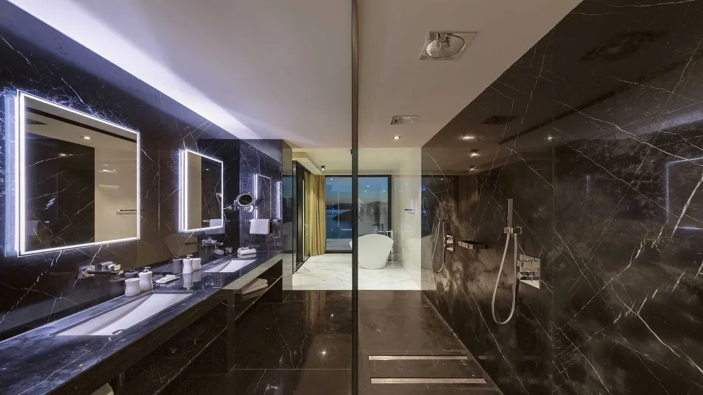 Dubrovnik Villa for 14 Guests with Sea Access