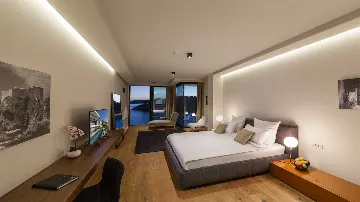 Dubrovnik Villa for 14 Guests with Sea Access