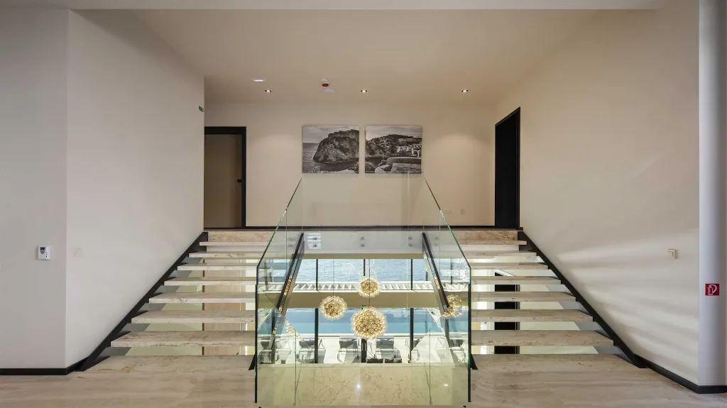 Dubrovnik Villa for 14 Guests with Sea Access