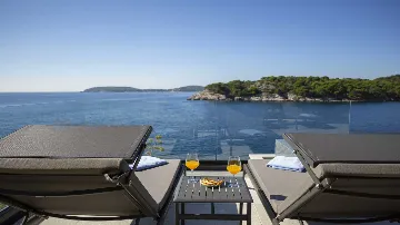 Dubrovnik Villa for 14 Guests with Sea Access