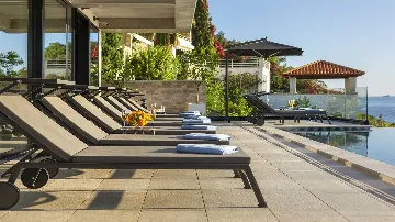 Dubrovnik Villa for 14 Guests with Sea Access