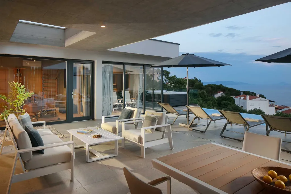 Villa for 8 Guests in Rabac with Pool and Spa