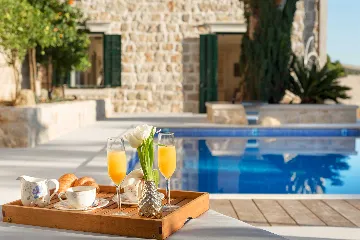 4-Bedroom Villa in Dubrovnik for 8 Guests