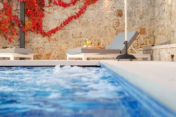 4-Bedroom Villa in Dubrovnik for 8 Guests