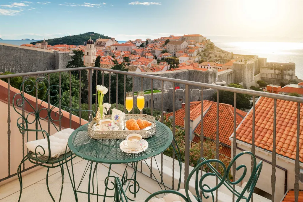 4-Bedroom Villa in Dubrovnik for 8 Guests