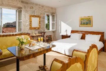 4-Bedroom Villa in Dubrovnik for 8 Guests