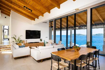 Four-Bedroom Villa with Sea Views in Zaton