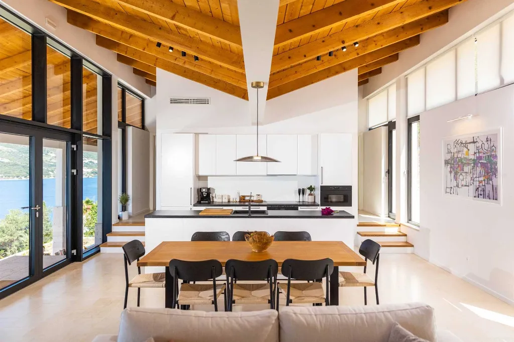 Four-Bedroom Villa with Sea Views in Zaton