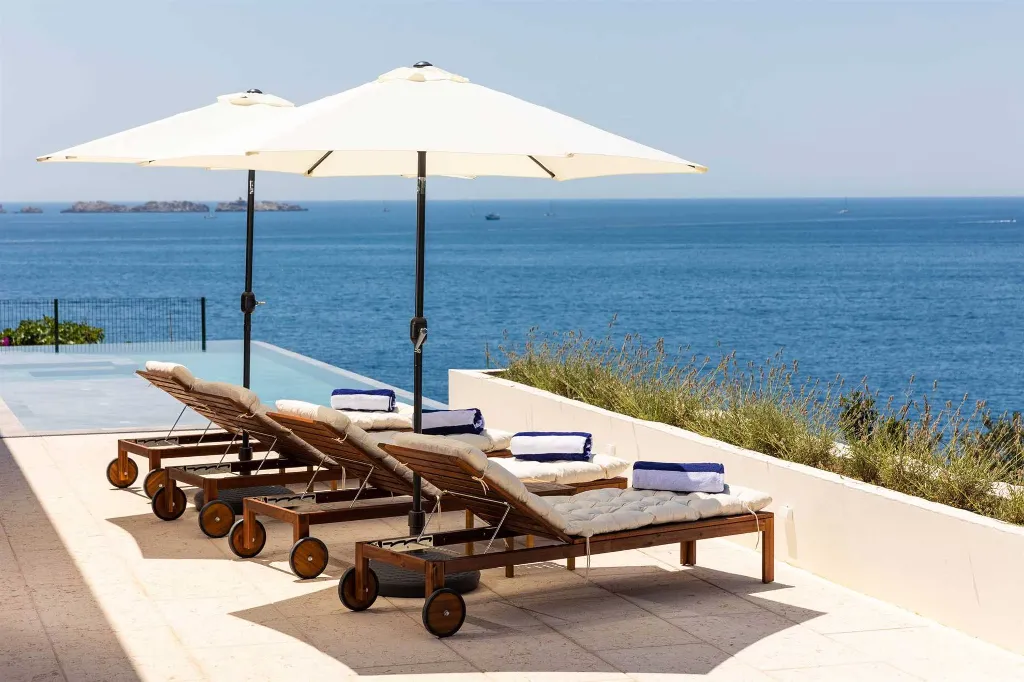 Four-Bedroom Villa with Sea Views in Zaton