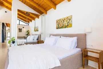 Four-Bedroom Villa with Sea Views in Zaton