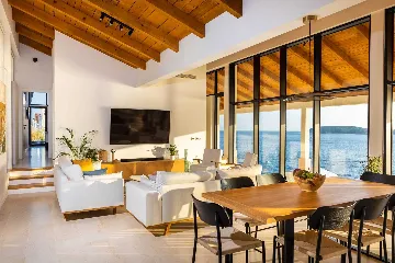 Four-Bedroom Villa with Sea Views in Zaton