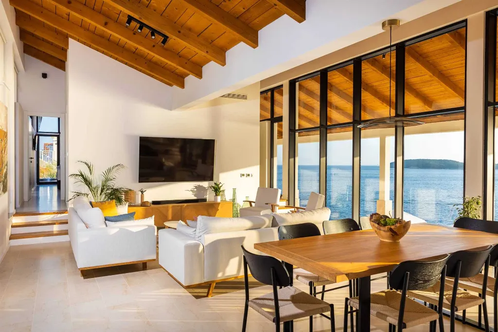 Four-Bedroom Villa with Sea Views in Zaton