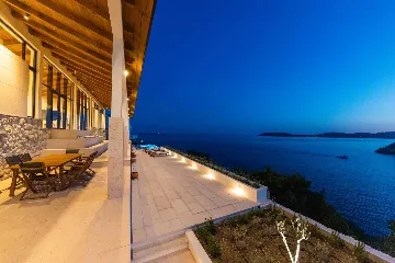 Four-Bedroom Villa with Sea Views in Zaton