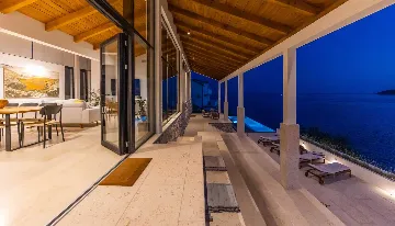 Four-Bedroom Villa with Sea Views in Zaton