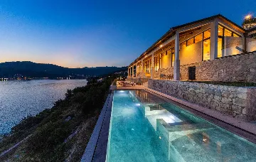 Four-Bedroom Villa with Sea Views in Zaton