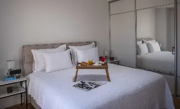 Four-Bedroom Villa with Heated Pool in Čilipi