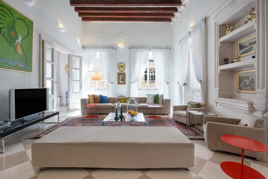 Three-Bedroom Villa in Dubrovnik for 6 Guests