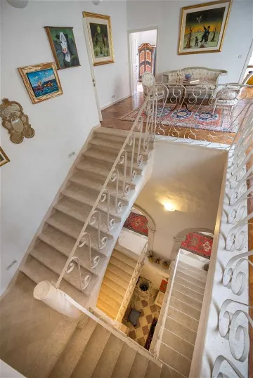 Three-Bedroom Villa in Dubrovnik for 6 Guests