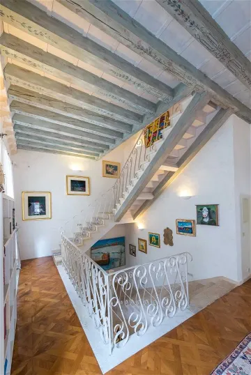 Three-Bedroom Villa in Dubrovnik for 6 Guests