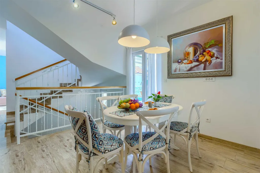 Sea-View Villa in Rogoznica for 8 Guests