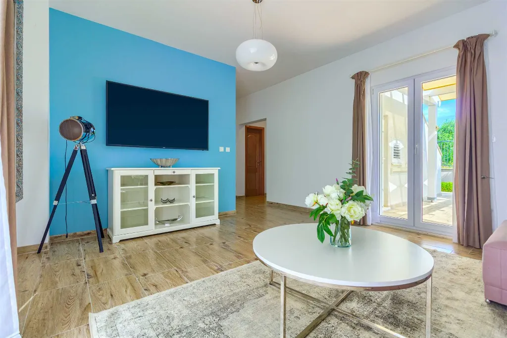 Sea-View Villa in Rogoznica for 8 Guests
