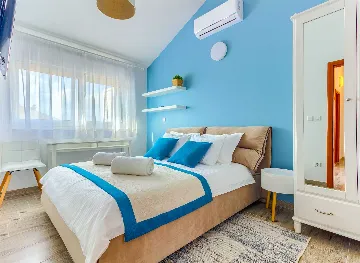 Sea-View Villa in Rogoznica for 8 Guests