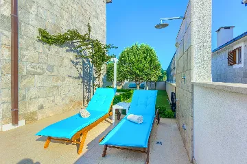 Sea-View Villa in Rogoznica for 8 Guests