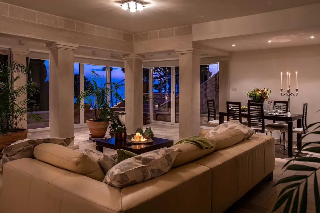Sea View Villa for 12 Guests in Dubrovnik