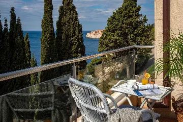 Sea View Villa for 12 Guests in Dubrovnik