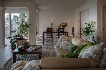 Sea View Villa for 12 Guests in Dubrovnik