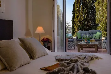 Sea View Villa for 12 Guests in Dubrovnik