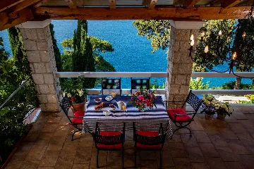 Sea View Villa for 12 Guests in Dubrovnik