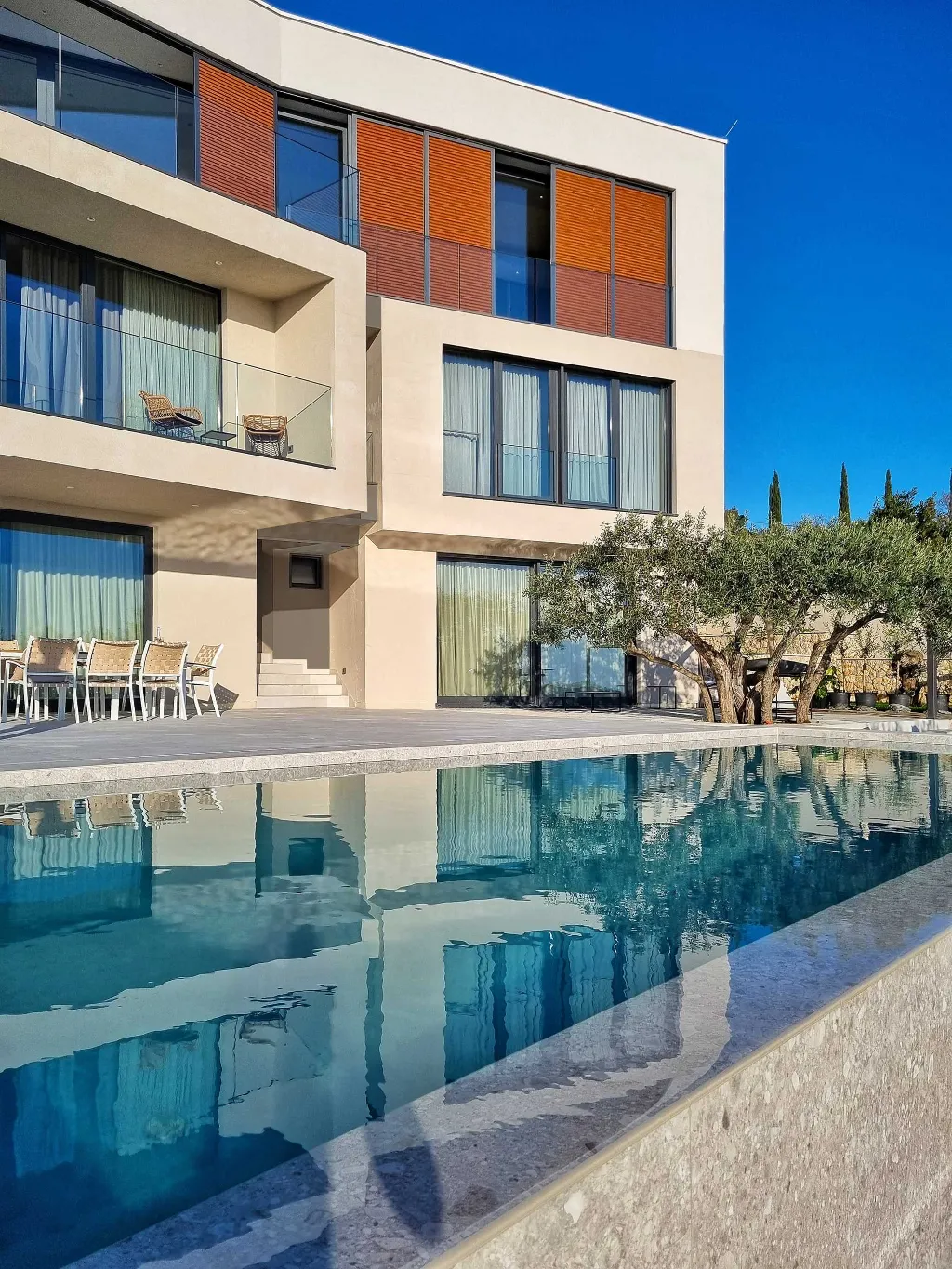 Four-Bedroom Villa in Orašac for 8 Guests