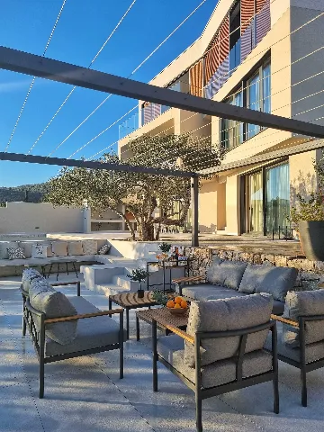 Four-Bedroom Villa in Orašac for 8 Guests