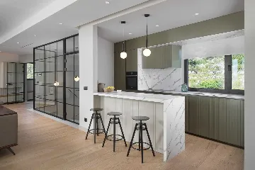 Four-Bedroom Villa in Orašac for 8 Guests