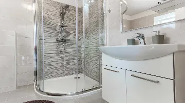 Two-Bedroom Holiday House in Sutivan with Heated Pool