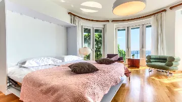 Dubrovnik 5-Bedroom Villa with Pool and Jacuzzi