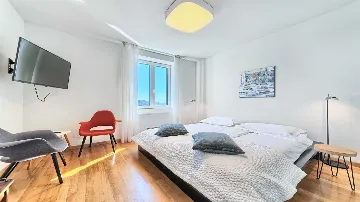 Dubrovnik 5-Bedroom Villa with Pool and Jacuzzi