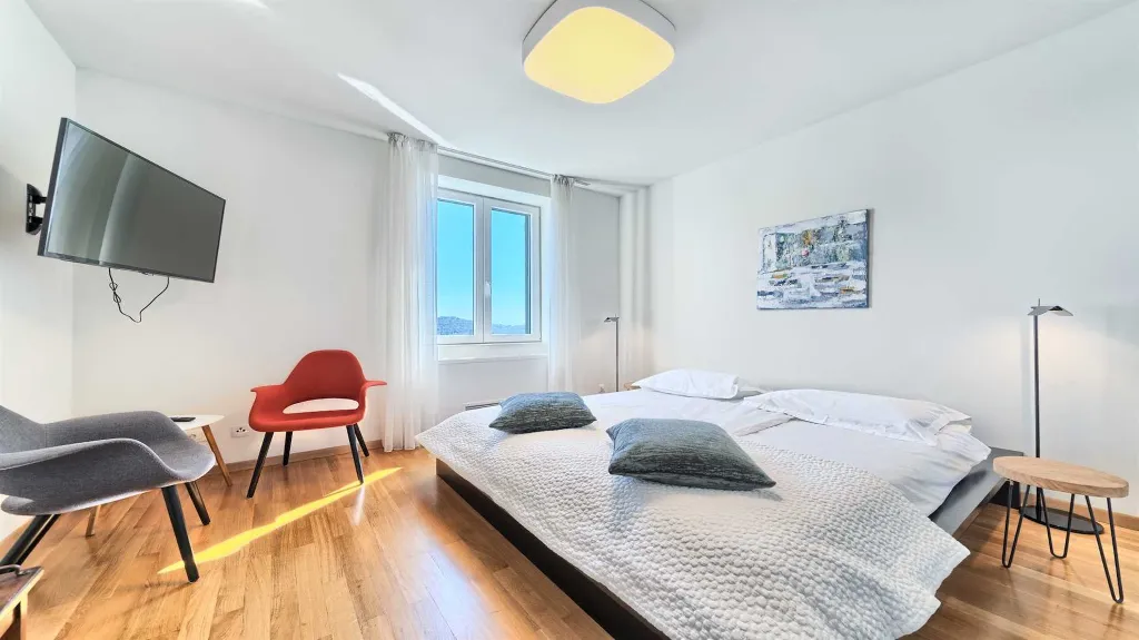 Dubrovnik 5-Bedroom Villa with Pool and Jacuzzi
