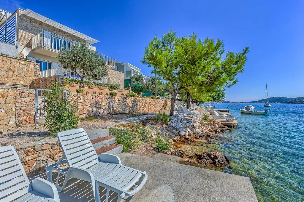 Beachfront Villa in Rogoznica (Up to 10 Guests)