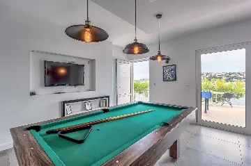 Beachfront Villa in Rogoznica (Up to 10 Guests)