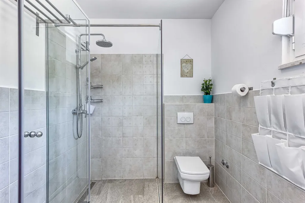 Beachfront Villa in Rogoznica (Up to 10 Guests)