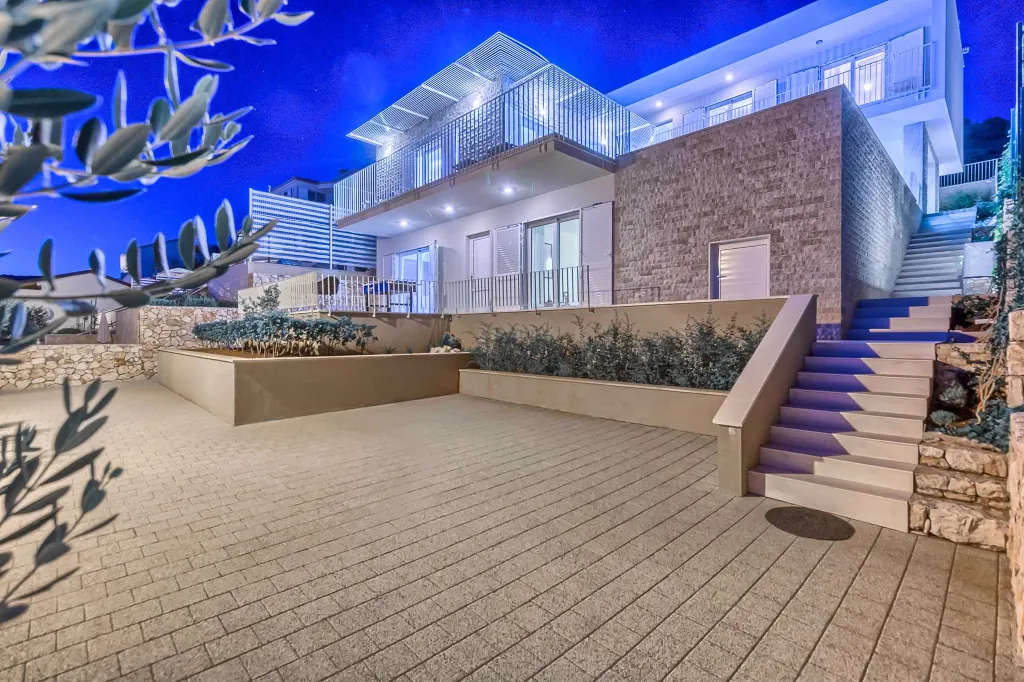 Beachfront Villa in Rogoznica (Up to 10 Guests)