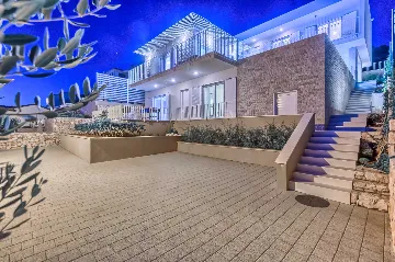 Beachfront Villa in Rogoznica (Up to 10 Guests)